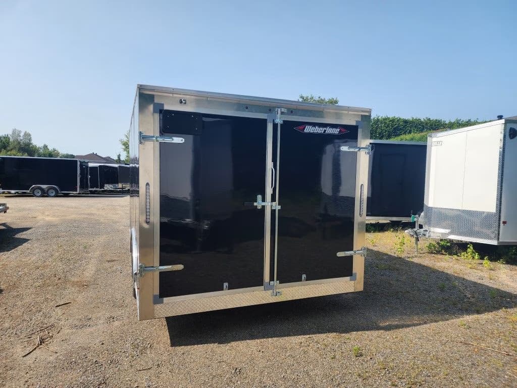 Remorque fermée disponible à Victoriaville